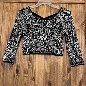 Cropped knit sweater NWOT